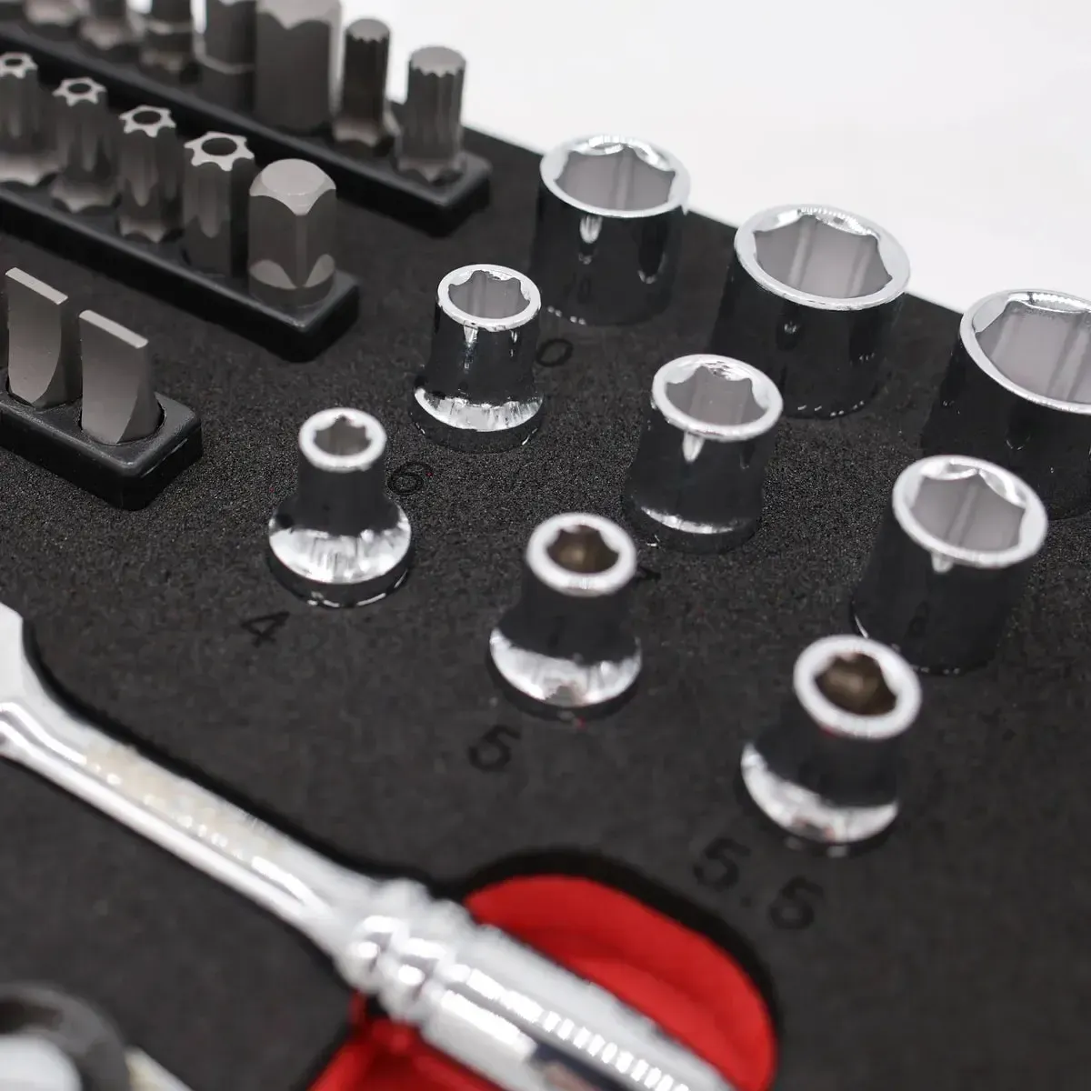 45-Piece Super Stubby Metric Ratchet Set | 1/9 Drawer EVA Foam - Image 3