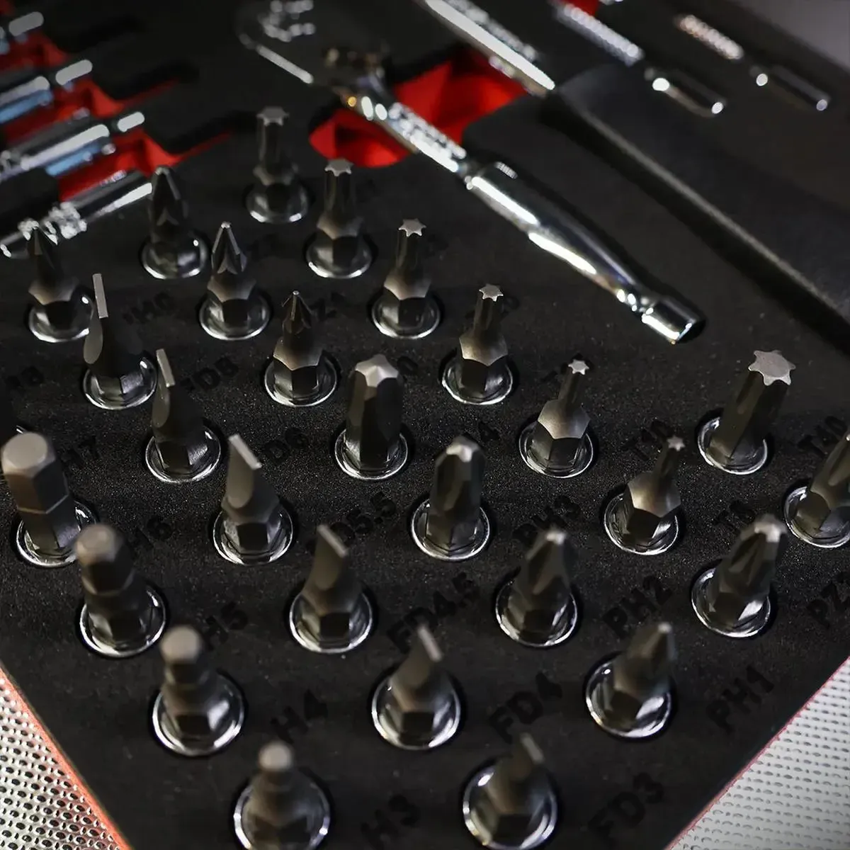 72-Piece 1/4" Drive Metric 12-Point Socket Set | 1/3rd EVA Foam - Image 4