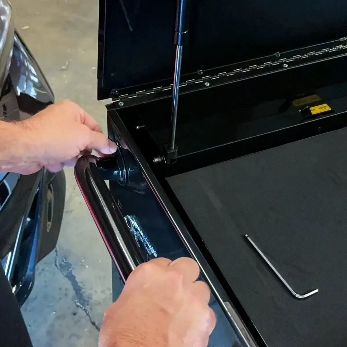 Black Side Handle for 26", 45", and 53" Pro Series Tool Boxes - Image 2