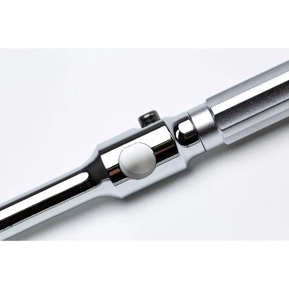 1/2” Drive X-Torq 4-Setting Preset Torque Wrench (60–100 lb-ft) - Image 6